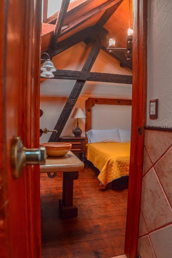 Casa De Los Arcangeles Сан-Кристобаль-де-Ла-Касас Экстерьер фото